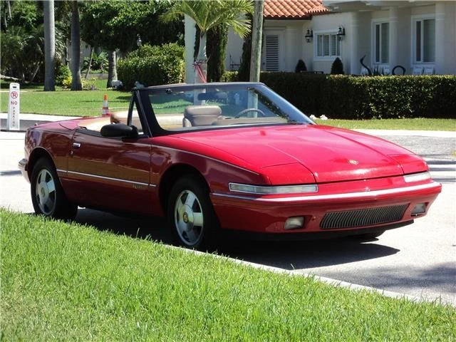 1990 Buick Reatta - Image 10 of 12