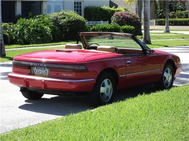 1990 Buick Reatta - Image 8 of 12