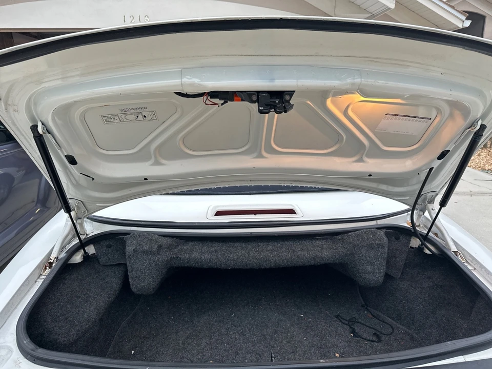 1990 Buick Reatta - Image 11 of 20