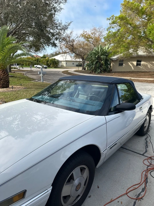 1990 Buick Reatta - Image 15 of 20
