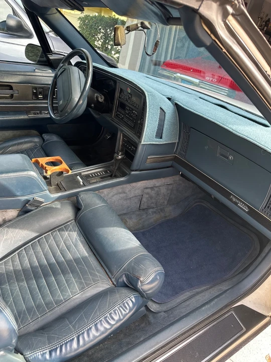 1990 Buick Reatta - Image 16 of 20