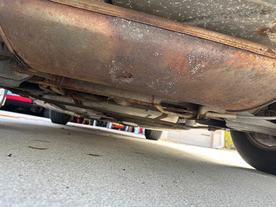 1990 Buick Reatta - Image 13 of 20