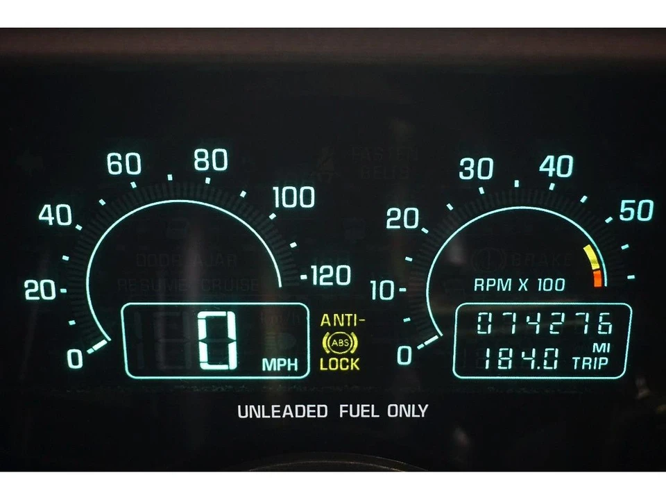 1990 Buick Reatta - Image 7 of 31