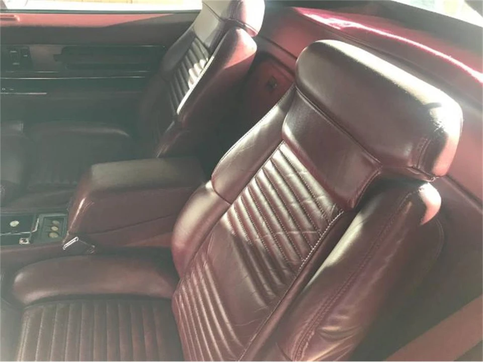 1990 Buick Reatta - Image 10 of 18