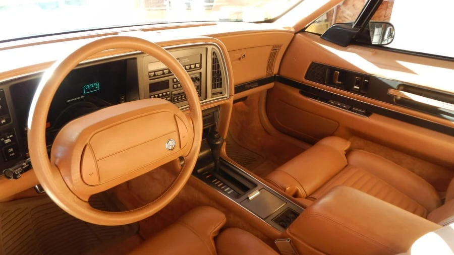 1990 Buick Reatta - Image 7 of 9