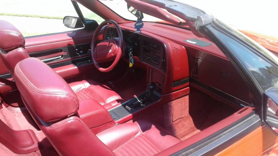 1990 Buick Reatta - Image 11 of 16
