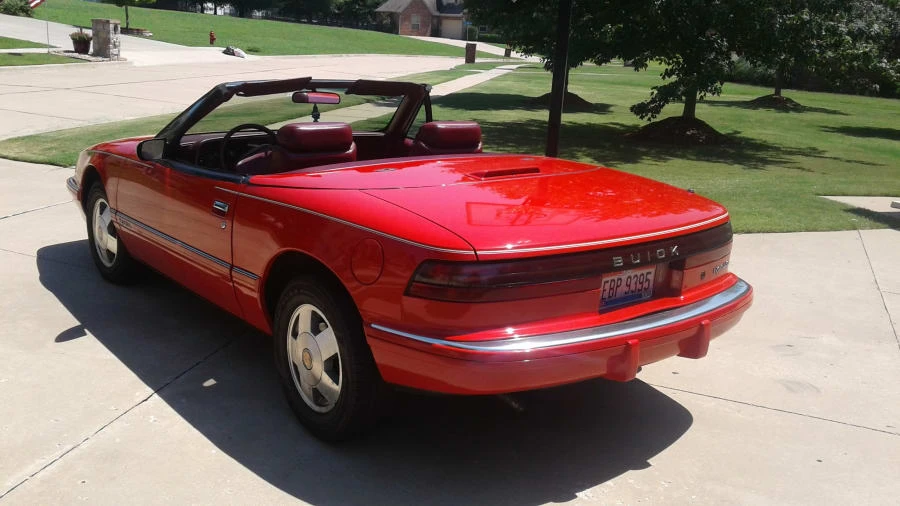 1990 Buick Reatta - Image 2 of 16