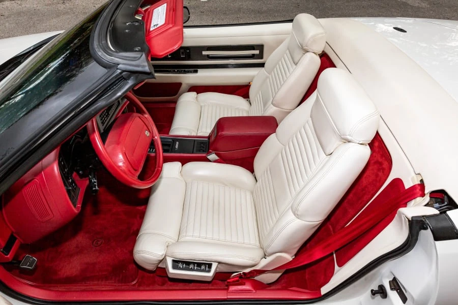 1990 Buick Reatta - Image 3 of 12