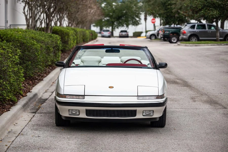 1990 Buick Reatta - Image 9 of 12