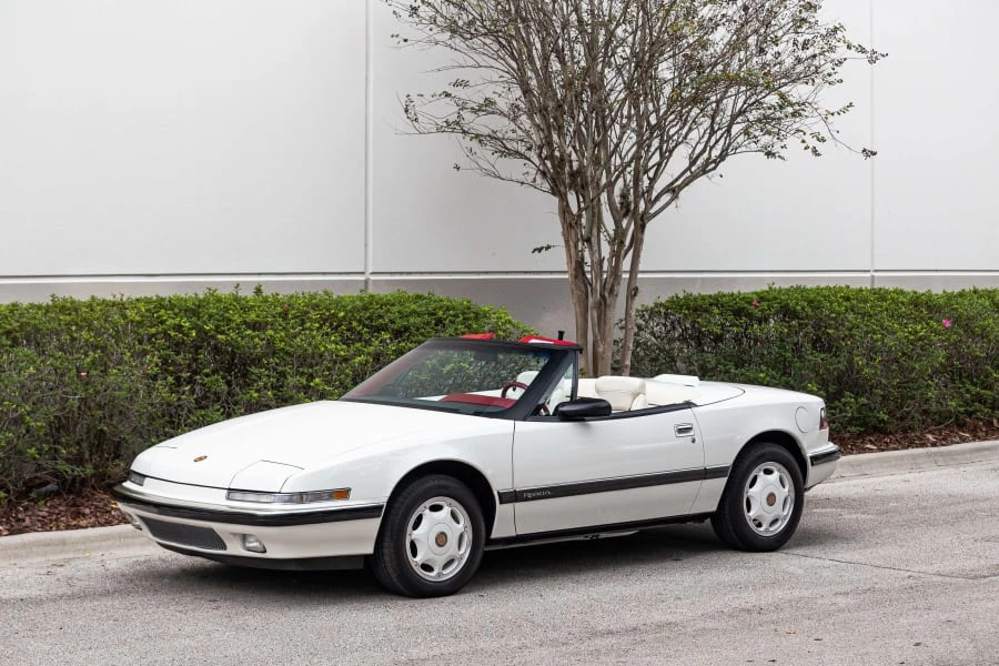 1990 Buick Reatta - Image 12 of 12