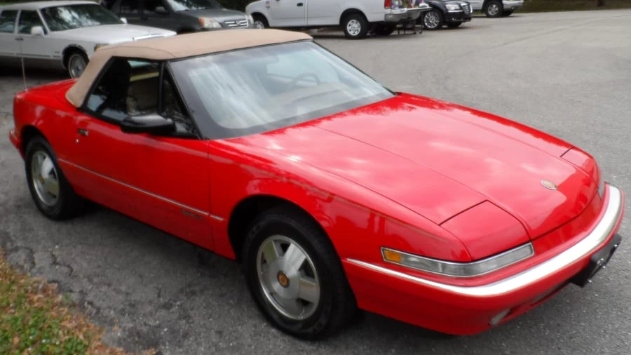 1990 Buick Reatta - Image 7 of 8