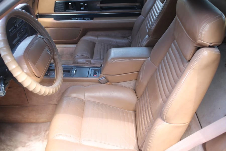 1990 Buick Reatta - Image 4 of 12