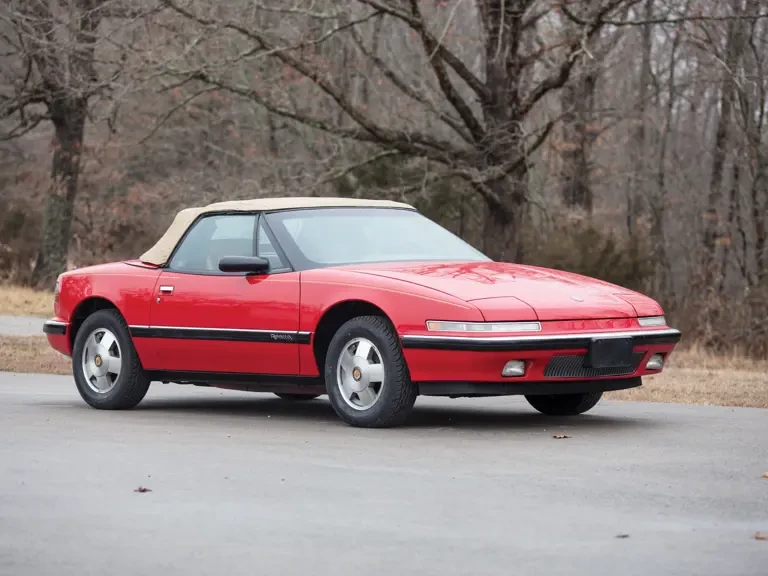 1990 Buick Reatta - Image 17 of 22
