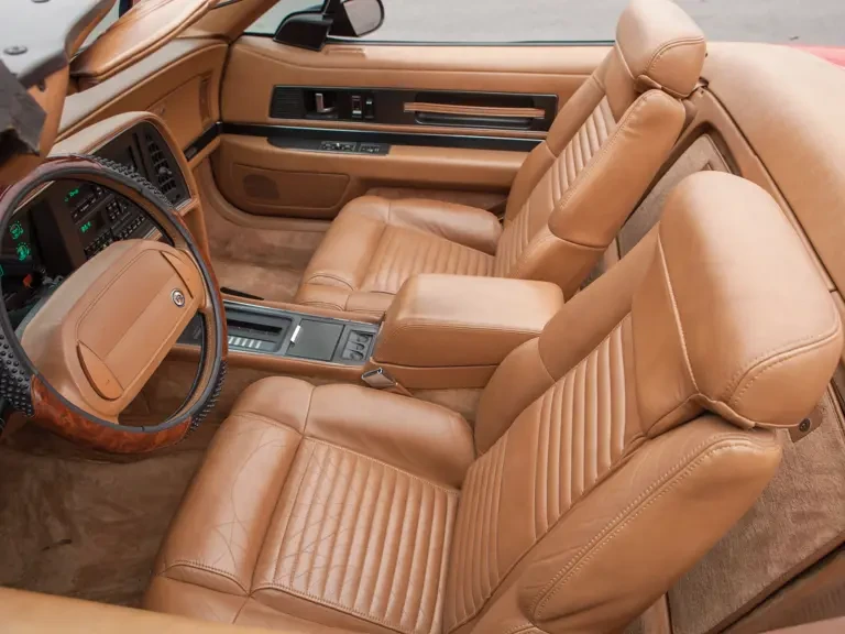1990 Buick Reatta - Image 12 of 22