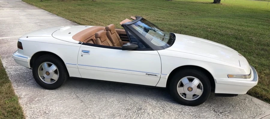 1990 Buick Reatta - Image 8 of 12