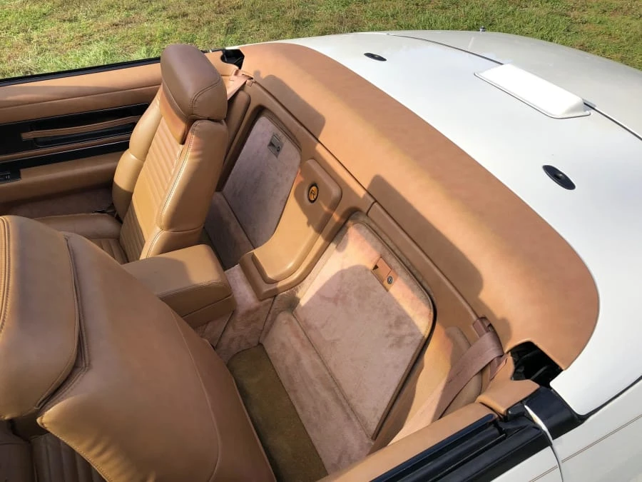 1990 Buick Reatta - Image 5 of 12