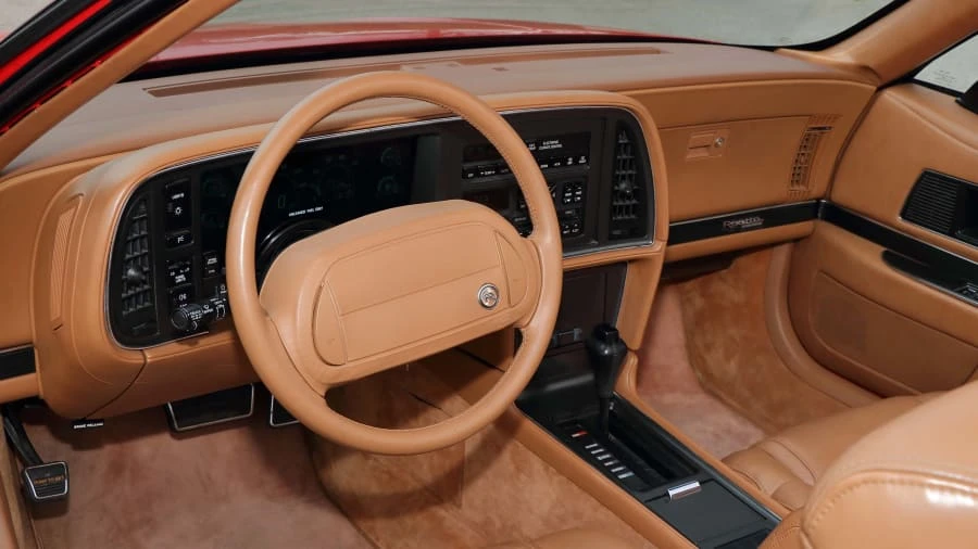 1990 Buick Reatta - Image 9 of 22