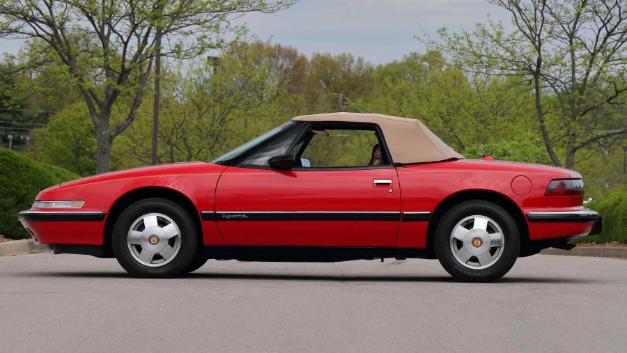 1990 Buick Reatta - Image 16 of 22