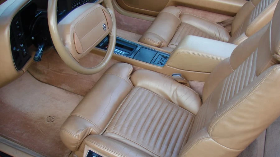1990 Buick Reatta - Image 3 of 11