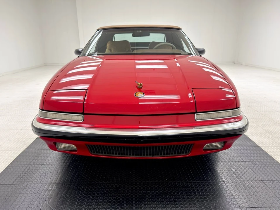 1990 Buick Reatta - Image 11 of 12