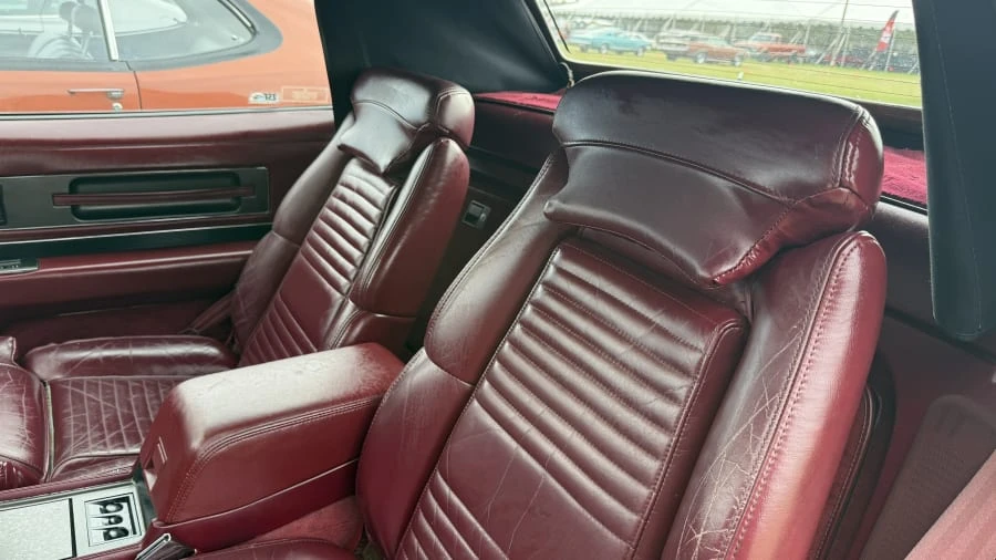1990 Buick Reatta - Image 8 of 10