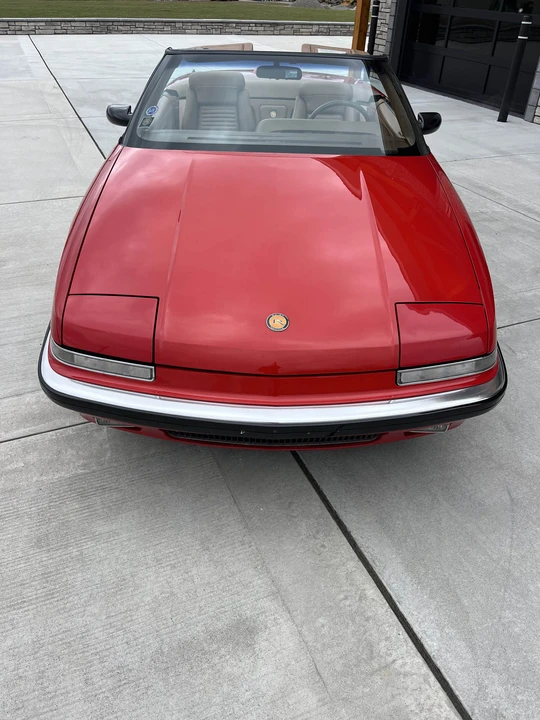 1990 Buick Reatta - Image 11 of 31