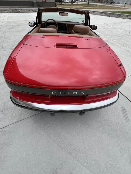 1990 Buick Reatta - Image 14 of 31