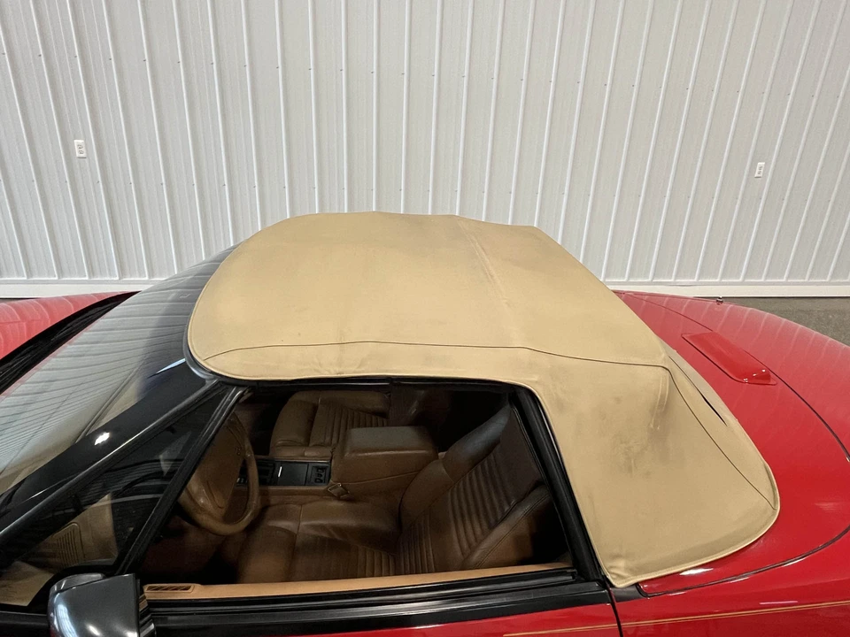 1990 Buick Reatta - Image 17 of 31
