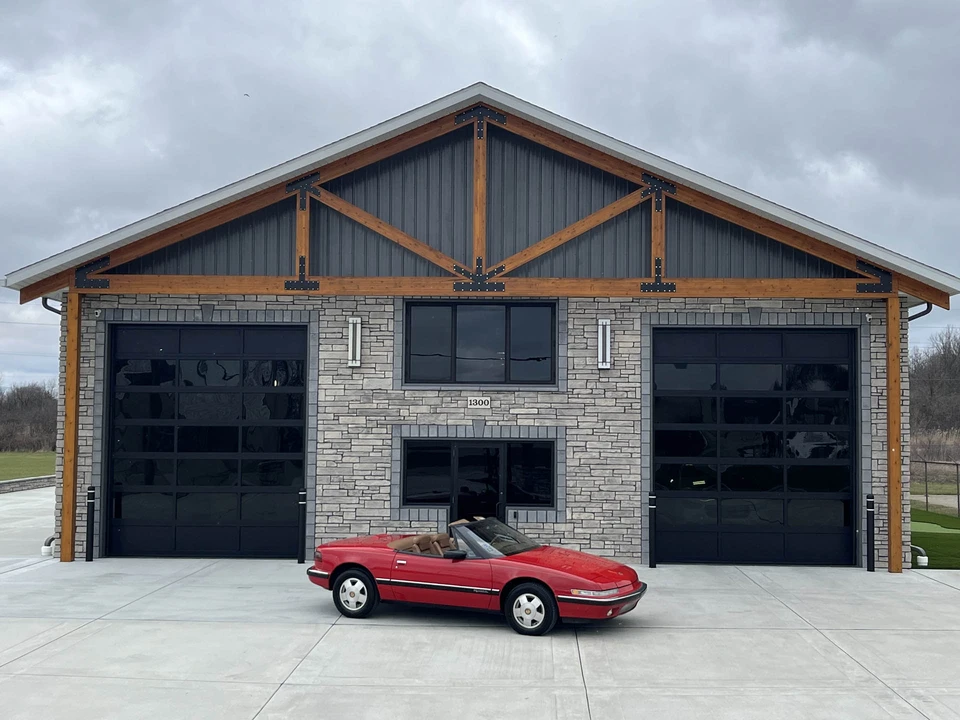 1990 Buick Reatta - Image 5 of 31