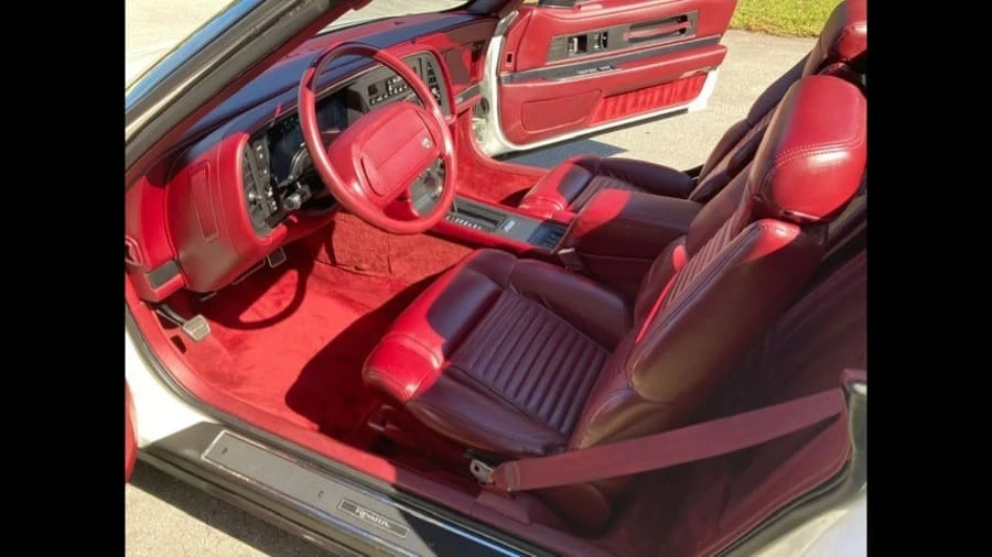 1990 Buick Reatta - Image 4 of 10