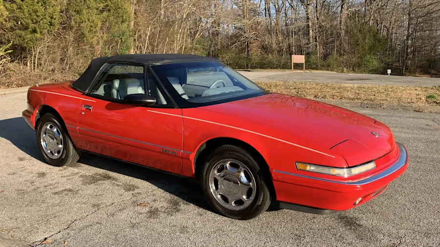 1990 Buick Reatta - Image 5 of 9