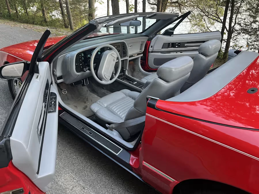 1990 Buick Reatta - Image 9 of 9