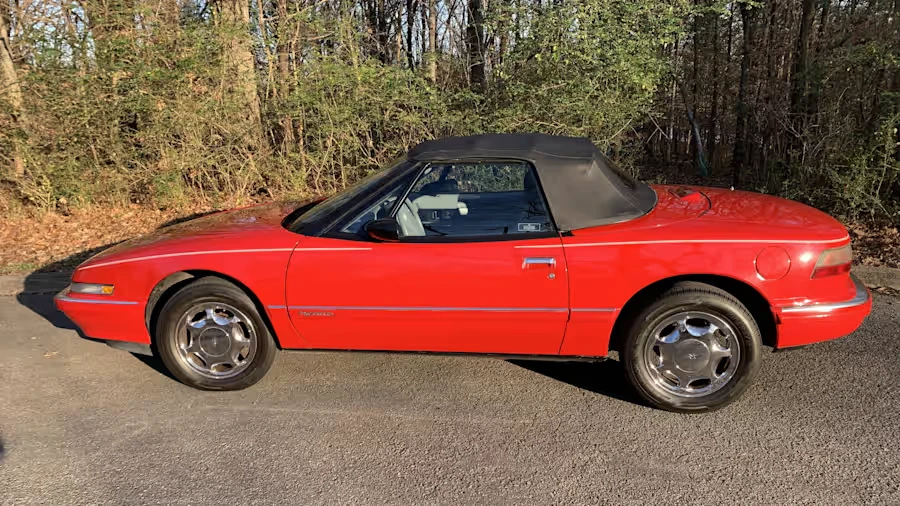 1990 Buick Reatta - Image 6 of 9