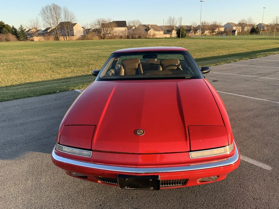 1990 Buick Reatta - Image 11 of 12