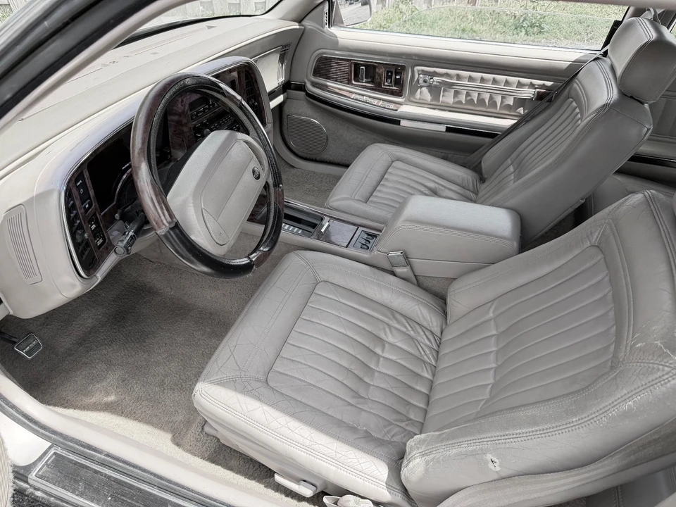1990 Buick Riviera 4th-7th Gen - Image 5 of 23