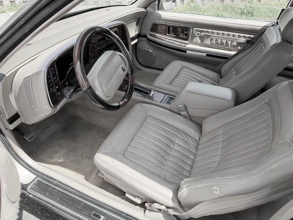 1990 Buick Riviera 4th-7th Gen - Image 6 of 23
