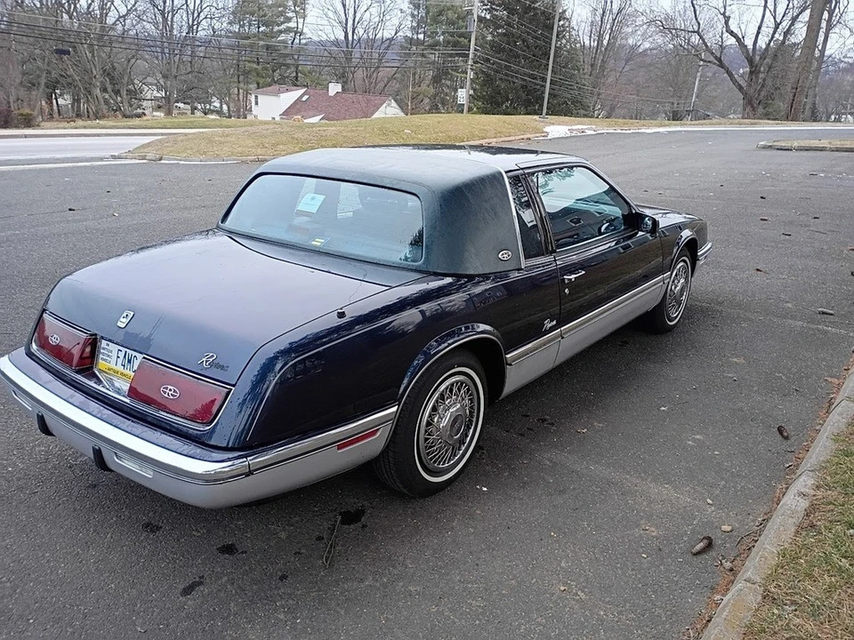 1990 Buick Riviera 4th-7th Gen - Image 5 of 12