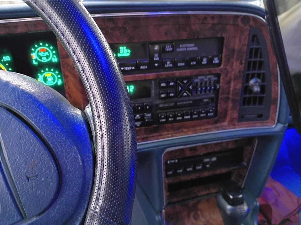1990 Buick Riviera 4th-7th Gen - Image 10 of 12