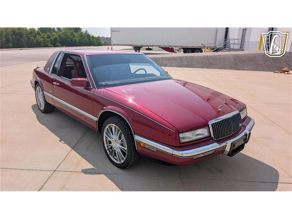 1990 Buick Riviera 4th-7th Gen - Image 20 of 31