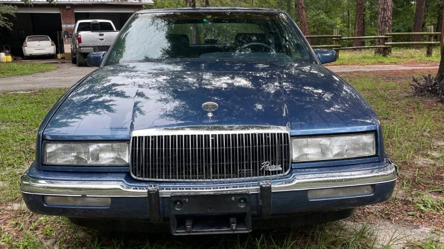 1990 Buick Riviera 4th-7th Gen - Image 3 of 12