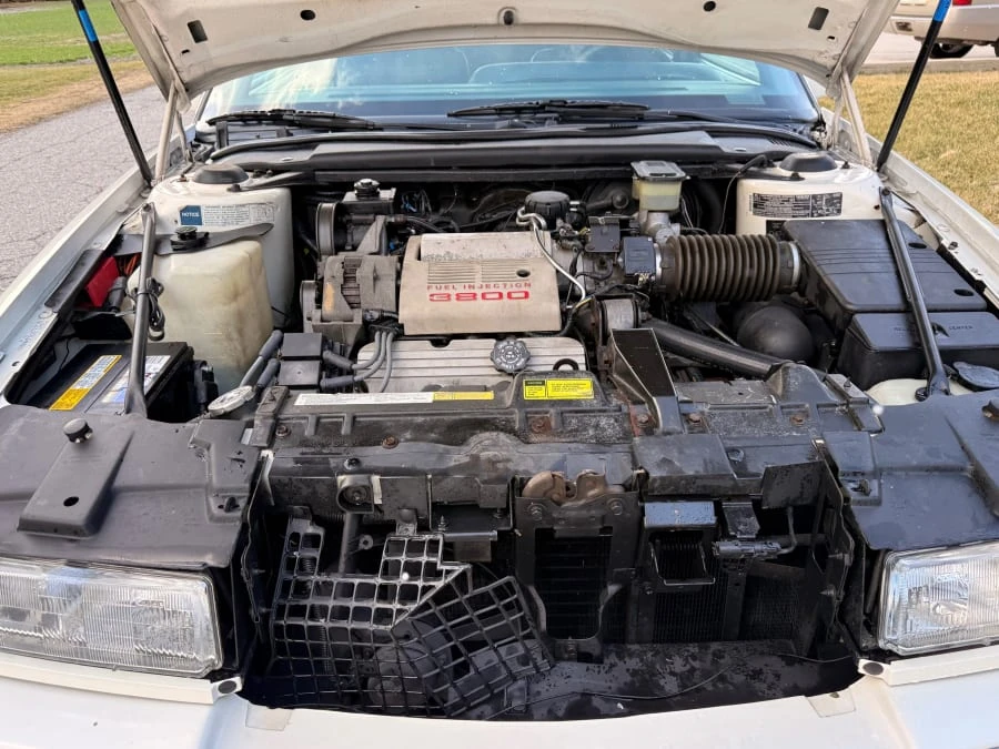1990 Buick Riviera 4th-7th Gen - Image 17 of 21