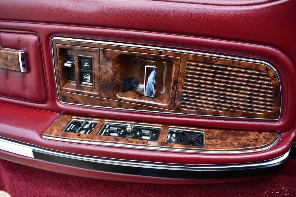 1990 Buick Riviera 4th-7th Gen - Image 7 of 21
