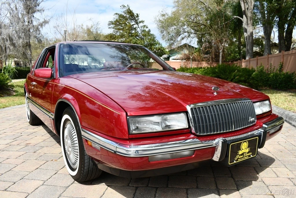 1990 Buick Riviera 4th-7th Gen - Image 10 of 21