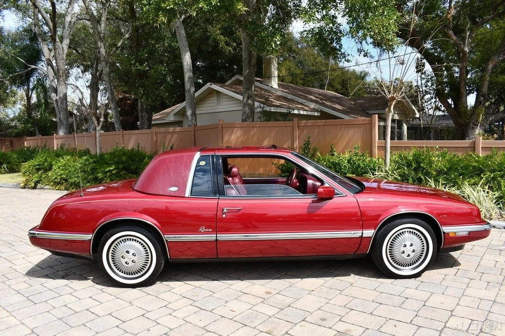 1990 Buick Riviera 4th-7th Gen - Image 2 of 21