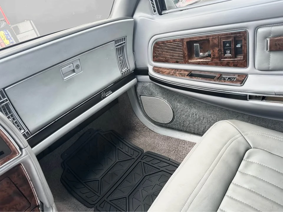 1990 Buick Riviera 4th-7th Gen - Image 9 of 20
