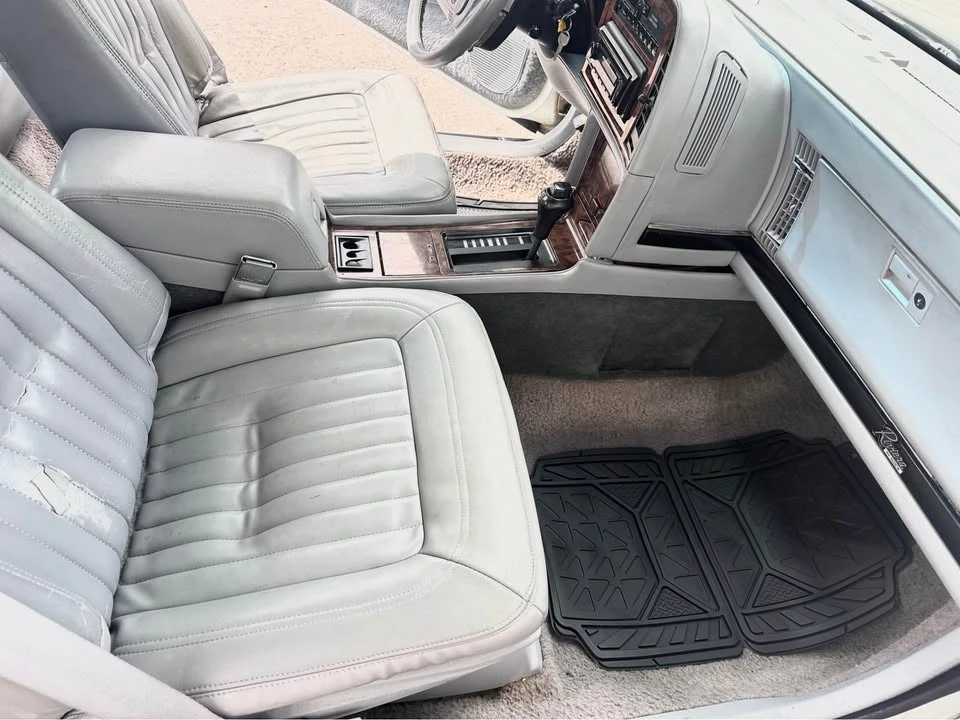 1990 Buick Riviera 4th-7th Gen - Image 14 of 20