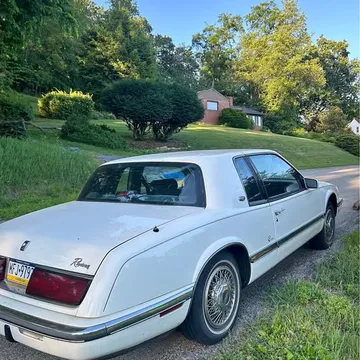 1990 Buick Riviera Coupe