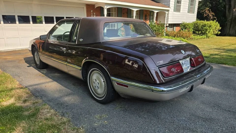 1990 Buick Riviera 4th-7th Gen - Image 6 of 13