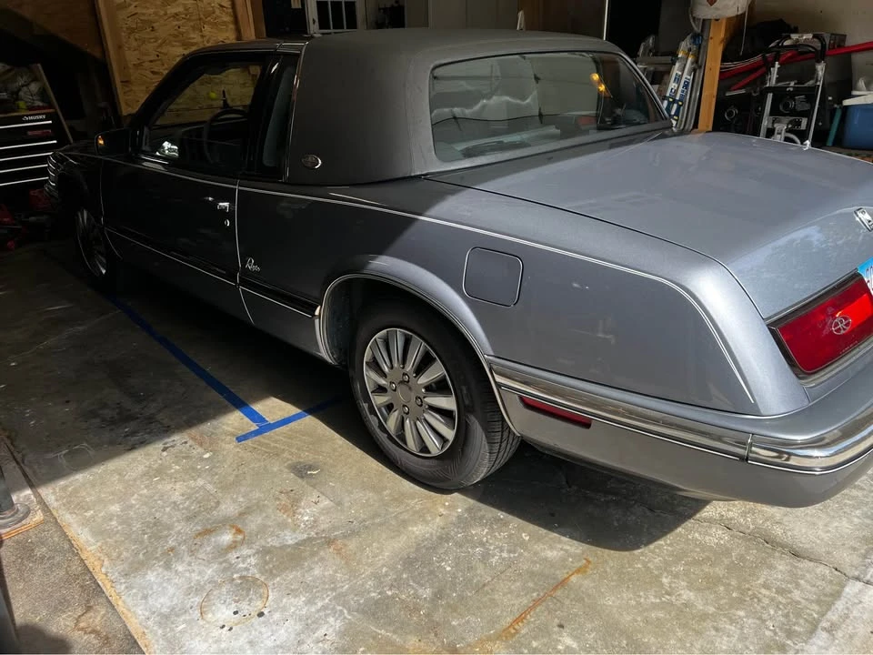 1990 Buick Riviera 4th-7th Gen - Image 6 of 9