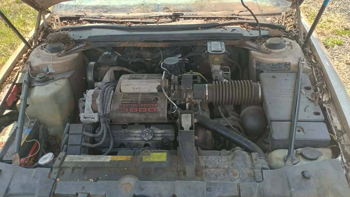 1991 Buick Riviera 4th-7th Gen - Image 2 of 6